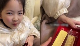 Cậu bé mẫu giáo lấy trộm 2 thỏi vàng ở nhà mang tặng 'bạn gái' học cùng lớp, phản ứng của phụ huynh gây tò mò
