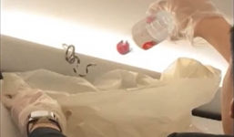 Không chỉ có trên phim ảnh: Rắn xuất hiện trên máy bay khiến hành khách hoảng sợ, chen lấn chạy tìm nơi 'lánh nạn'