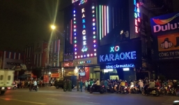 Hàng chục công an phong tỏa, khám xét quán Karaoke lúc nửa đêm của Phúc XO