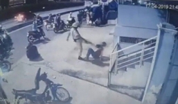 Thông tin mới nhất về cảnh sát chĩa súng, đạp vào mặt 2 thanh niên ở TP HCM