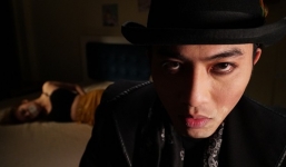 Mê cung tập 2: Xuất hiện 2 kẻ biến thái cực nguy hiểm thích sàm sỡ phụ nữ nơi công cộng