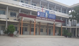 Xôn xao nữ sinh lớp 6 bị đánh hội đồng ở Cần Thơ