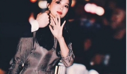 Song Hye Kyo đáp trả khôn khéo sau khi bị 'chê' lu mờ, kém nổi trước dàn sao Hollywood