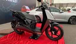 VinFast tiếp tục 'tung' mẫu xe máy điện lạ lẫm dành cho phái mạnh