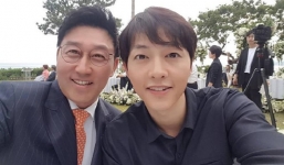 Song Hye Hyo quyết không sánh đôi với Song Joong Ki trong đám cưới đồng nghiệp