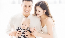 Giữa tin đồn hôn nhân trục trặc, Việt Anh và vợ kém 7 tuổi  đều để trạng thái 'độc thân'