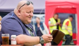 Người đàn ông gặp hàng loạt bi kịch sau khi trúng xổ số độc đắc 6300 tỷ đồng