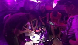 Phát hiện gần 50 cặp nam nữ dương tính với ma túy trong quán karaoke ở Huế
