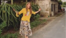 Nam Em ngày càng khó hiểu sau sóng gió tình ái với Trường Giang