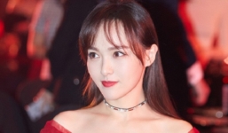 Dù đã lộ bằng chứng mang thai nhưng Đường Yên nhất quyết không chịu thừa nhận