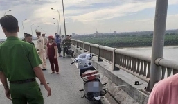 Lộ tin nhắn vĩnh biệt bạn của cô gái trẻ nhảy xuống sông Hồng tự tử