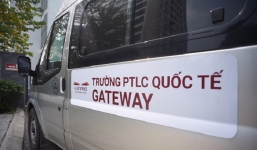 Vụ bé trai trường Gateway tử vong: Ô tô 16 chỗ hoạt động không phép