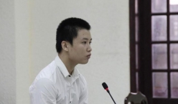 Thiếu niên đâm chết người vì bị nhắc vượt đèn đỏ lĩnh 5 năm 6 tháng tù