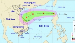 Đêm nay, áp thấp nhiệt đới sẽ đi vào Biển Đông, có khả năng mạnh thêm