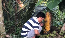 Lui về ở ẩn, Hoài Linh tự nhận mình 'khùng' khi nằm giữa sân