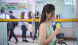 Midu chia sẻ ảnh trong quá khứ bị chụp lén khiến fan sôi sục