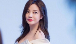 Triệu Vy bất ngờ nói về chuyện phẫu thuật thẩm mỹ sau khi bị chê nhan sắc già nua