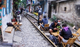 Bộ Giao thông vận tải không ủng hộ việc giữ 'cà phê đường tàu'