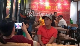 Lộ ảnh Trường Giang bị chụp lén, nhan sắc ngoài đời không chỉnh sửa gây bất ngờ