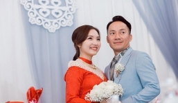 Vợ Tiến Đạt - tình cũ Hari Won lo lắng trước hành động của chồng ngay giữa đêm