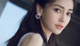 Angela Baby liên tục có những hành động che bụng giữa tin đồn mang bầu lần hai