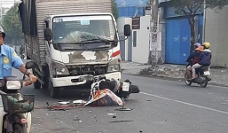 Va chạm xe tải ở TP.HCM, một du khách nước ngoài tử vong