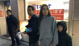 Hồ Ngọc Hà bất ngờ bị chụp lén khi sánh đôi cùng Kim Lý tại Nhật Bản