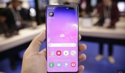 Các nhà khoa học cảnh báo điện thoại di động là nơi lý tưởng để virus corona lây lan