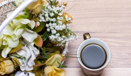 1001 status buồn ngày 8/3 dành cho những FA