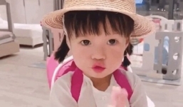 Hoa hậu Đặng Thu Thảo lộ cận mặt con gái: Không ngờ bé đã lớn phổng phao thế này!