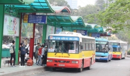 Hà Nội dừng toàn bộ xe buýt từ 0h ngày 28/3