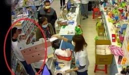 Phát hiện nhà thuốc bán sai, người đàn ông đòi bồi thường khẩu trang
