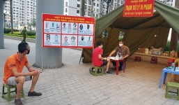 Giãn cách xã hội: Hiệu quả từ phát huy vai trò cán bộ cơ sở ở một phường đông dân