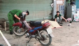 Phát hiện một phụ nữ tử vong bất thường bên đường ở Bình Dương