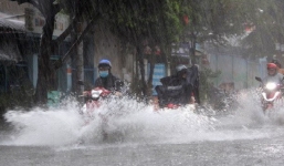 Bão số 1 khiến Bắc Bộ sẽ xuất hiện mưa dông, lốc xoáy, gió giật mạnh