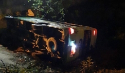 Lời khai của tài xế vụ xe chở 30 học sinh lật ở Thanh Hóa