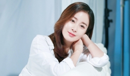 Kim Tae Hee 'dằn mặt' những lời chê bai nhan sắc già nua