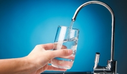 Uống nước lọc quanh năm, một người phục vụ bất ngờ thu được số tiền khủng