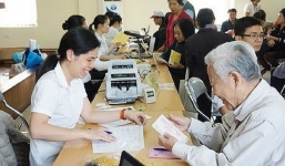 Những thay đổi mới về tuổi nghỉ hưu: Nữ tăng lên 60, nam lên 62