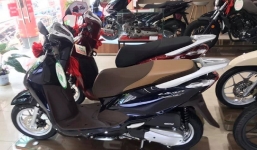 Bảng giá xe Honda Lead ngày 23/9 mới nhất: Tiếp tục giảm vì 'ế'