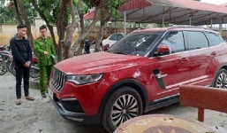 Công an Hải Dương truy nã kẻ nổ súng vào xe chở 'thánh chửi' Dương Minh Tuyền