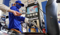 Tin tức giá xăng dầu hôm nay mới nhất ngày 18/1: Tiếp tục giảm mạnh