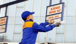 Tin tức giá xăng dầu hôm nay ngày 19/1: Lao dốc xuống đáy