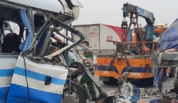 Vụ tai nạn 22 người thương vong ở Nghệ An: Nạn nhân kể lại giây phút kinh hoàng