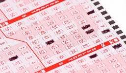 Bất ngờ trúng xổ số 23 tỷ đồng từ tấm vé đã chiến thắng cách đây 3 năm