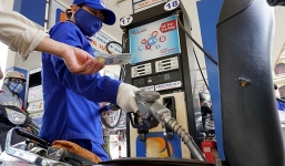 Tin tức giá xăng dầu mới nhất hôm nay ngày 10/6: Tụt dốc không phanh