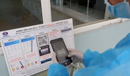 Hà Nội yêu cầu người dân khai báo y tế bằng mã QR khi qua chốt kiểm dịch COVID-19