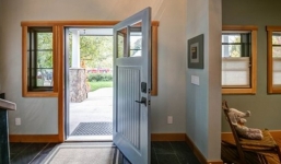 4 đồ vật để trước nhà khiến gia chủ mất lộc: 1 thứ nhà nào cũng mắc phải