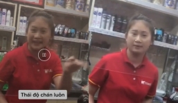 Clip: Màn to tiếng giữa nhân viên siêu thị lớn với khách hàng vì câu nói 'rách việc'