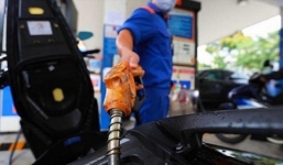 Giá xăng dầu hôm nay ngày 15/4: Đột ngột quay đầu không kịp trở tay